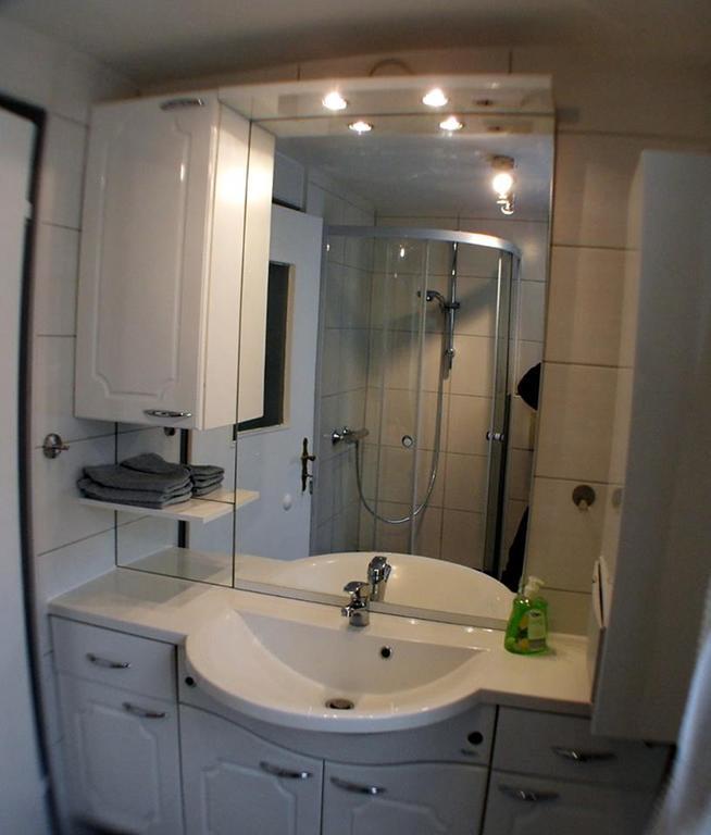 Ferienhaus Vom Bahratal Хаузен Номер фото